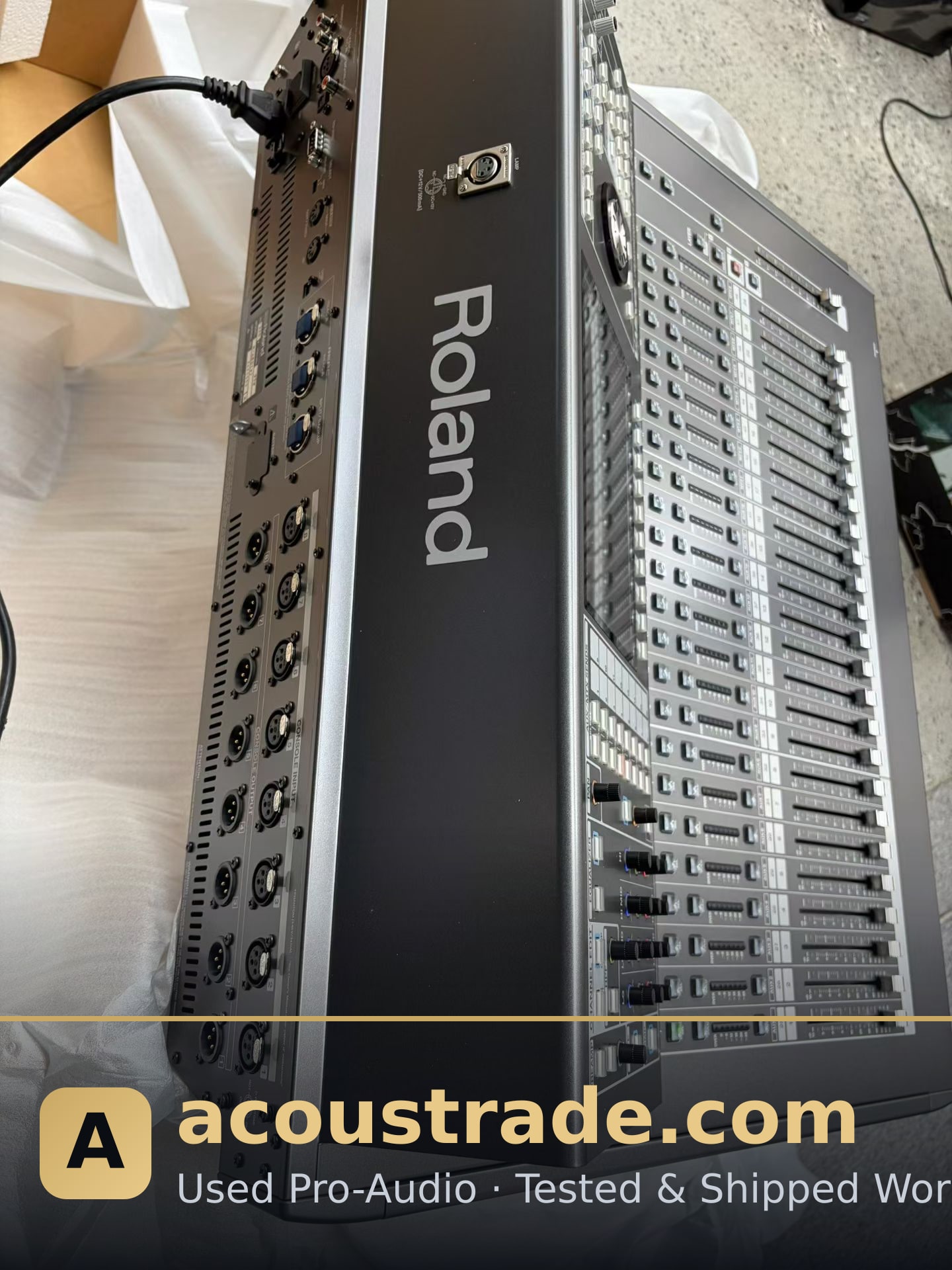 Roland M-480 Digital Live Mixing Console